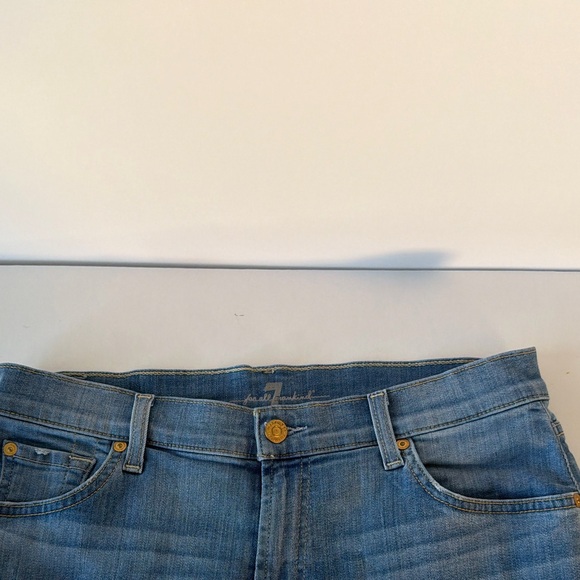 7 For All Mankind Light Blue Jean Shorts - Picture 3 of 9